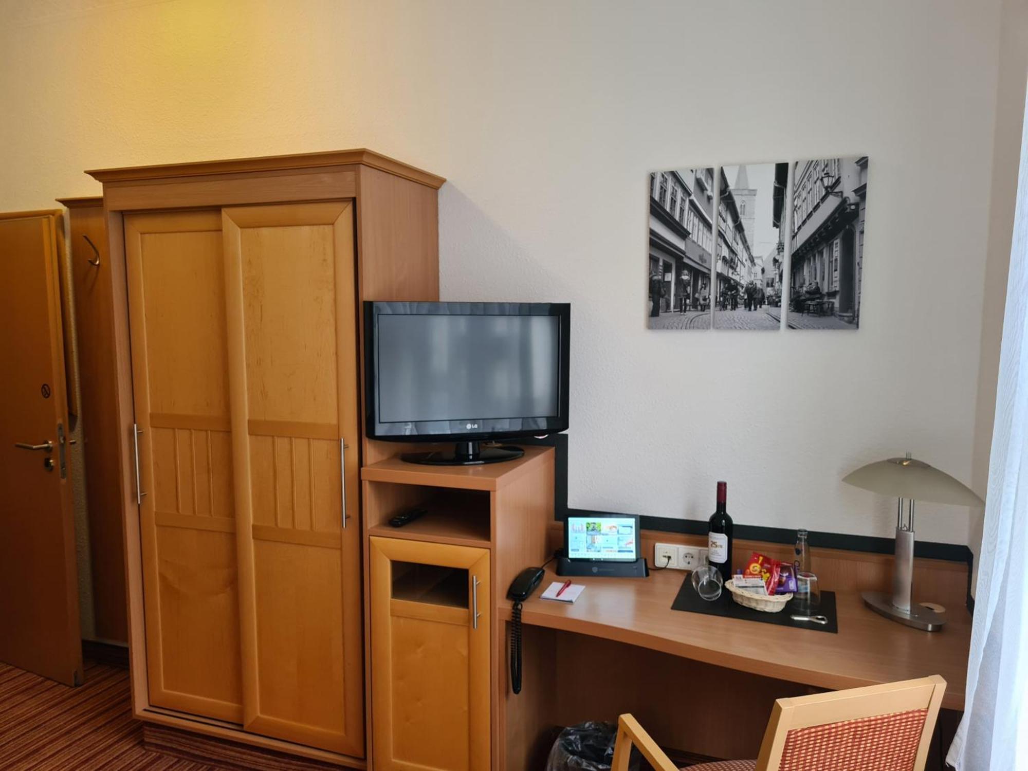 Hotel Am Kaisersaal Erfurt Bagian luar foto