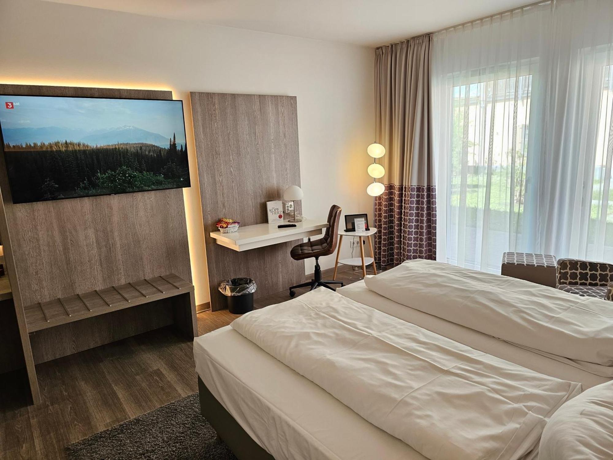 Hotel Am Kaisersaal Erfurt Bagian luar foto