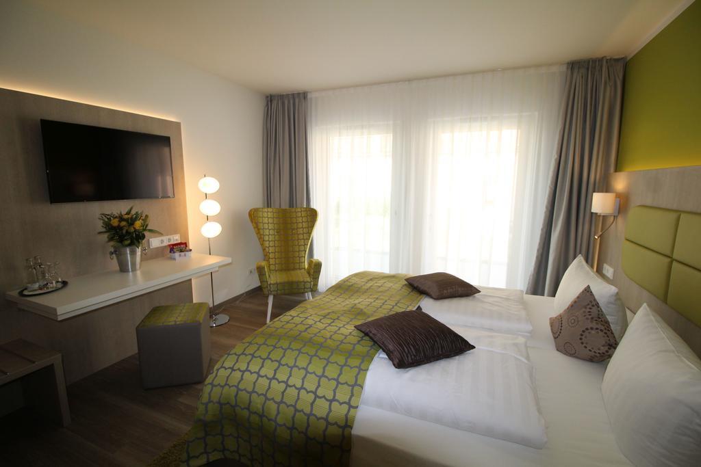 Hotel Am Kaisersaal Erfurt Bagian luar foto